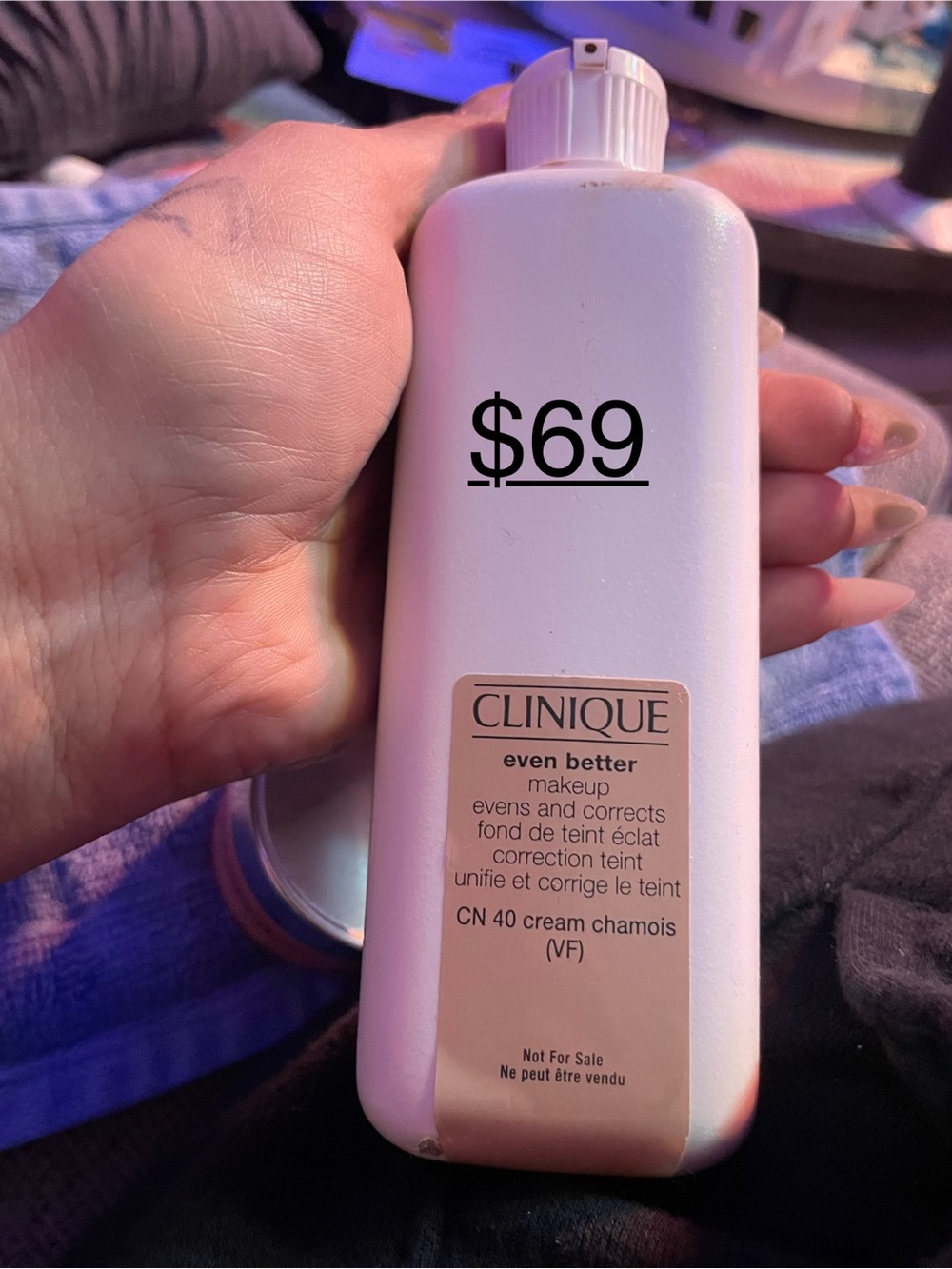 Clinique Even Better Liquid Foundation - Cream Chamois (Light Beige)